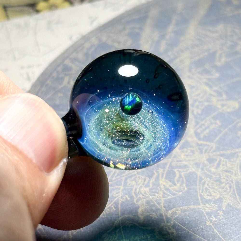 きらめきの宇宙ペンダント
