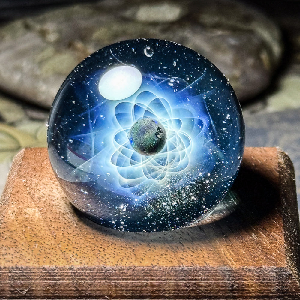 ガラスマーブル 星の軌跡