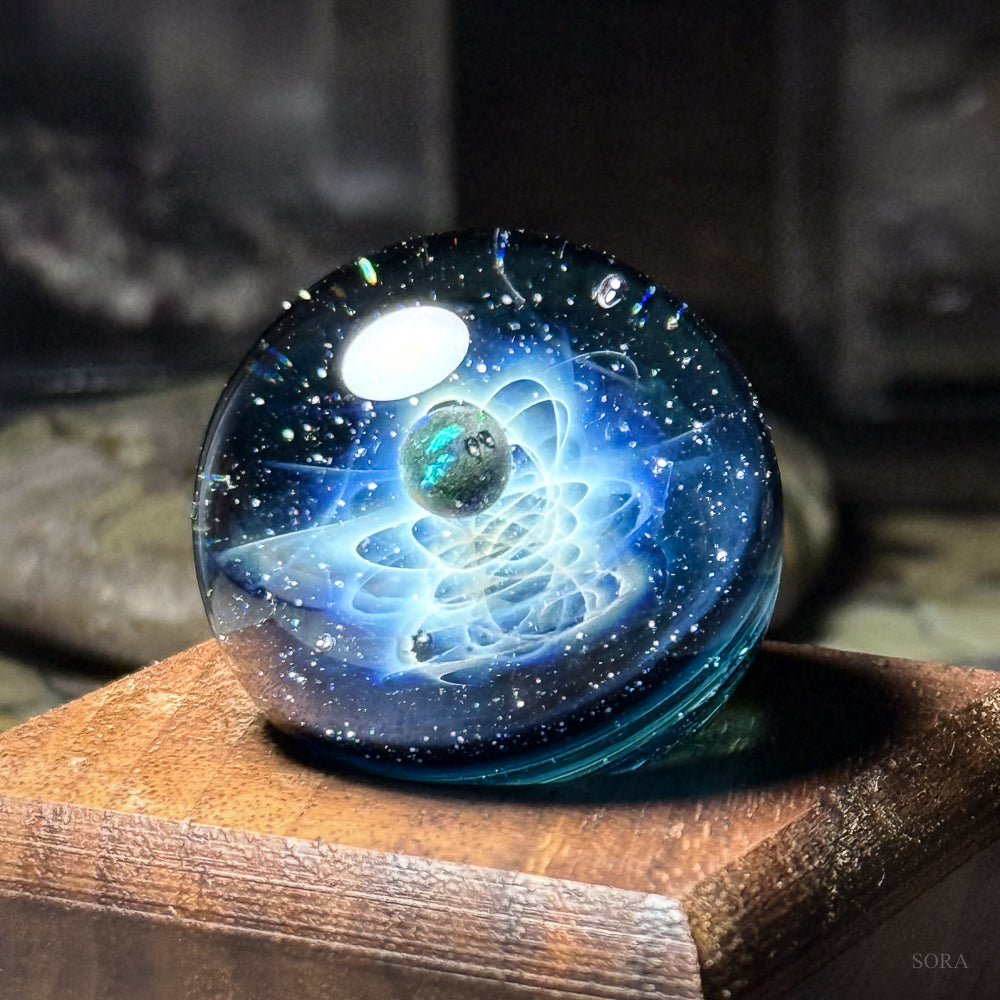 ガラスマーブル 星の軌跡