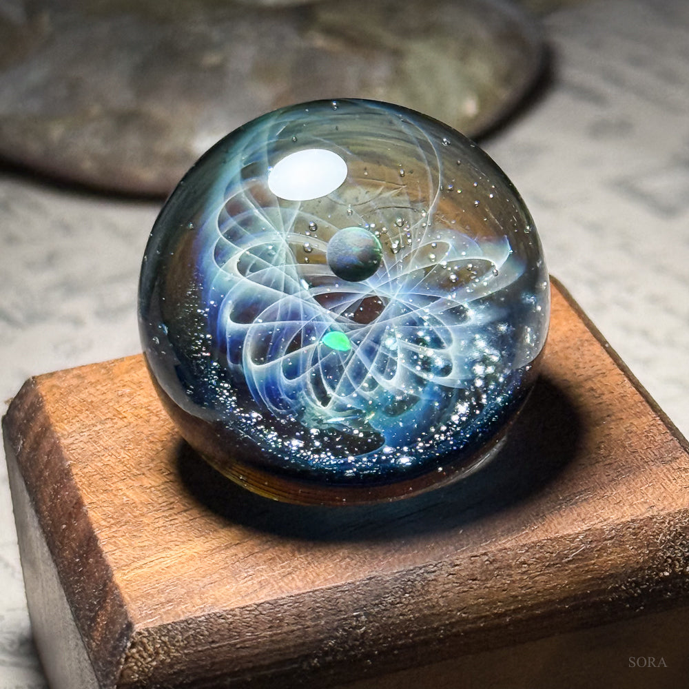 ガラスマーブル 星の軌跡