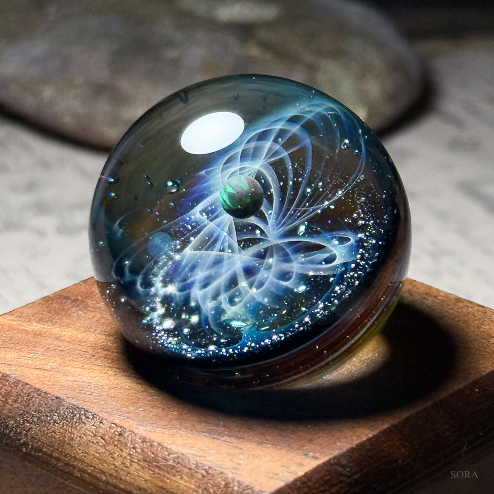 ガラスマーブル 星の軌跡