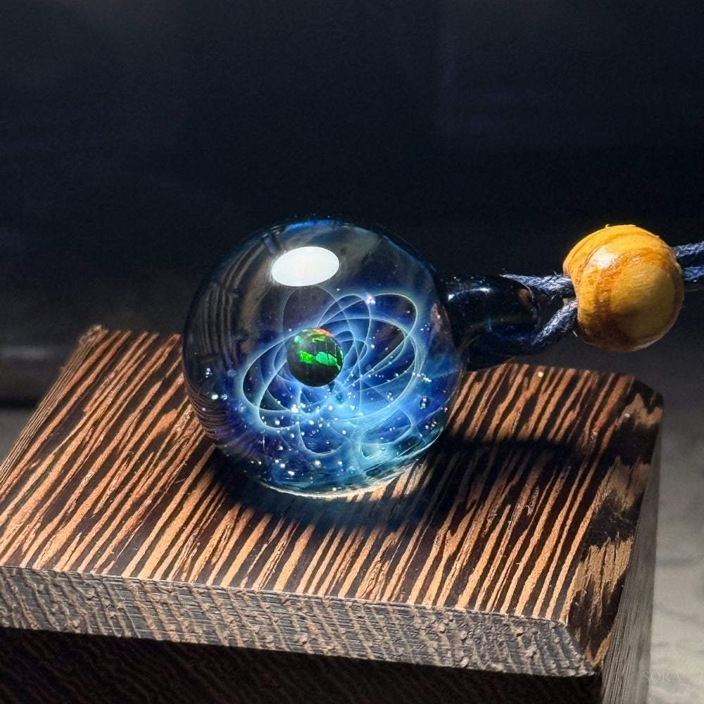 星の軌跡ペンダント