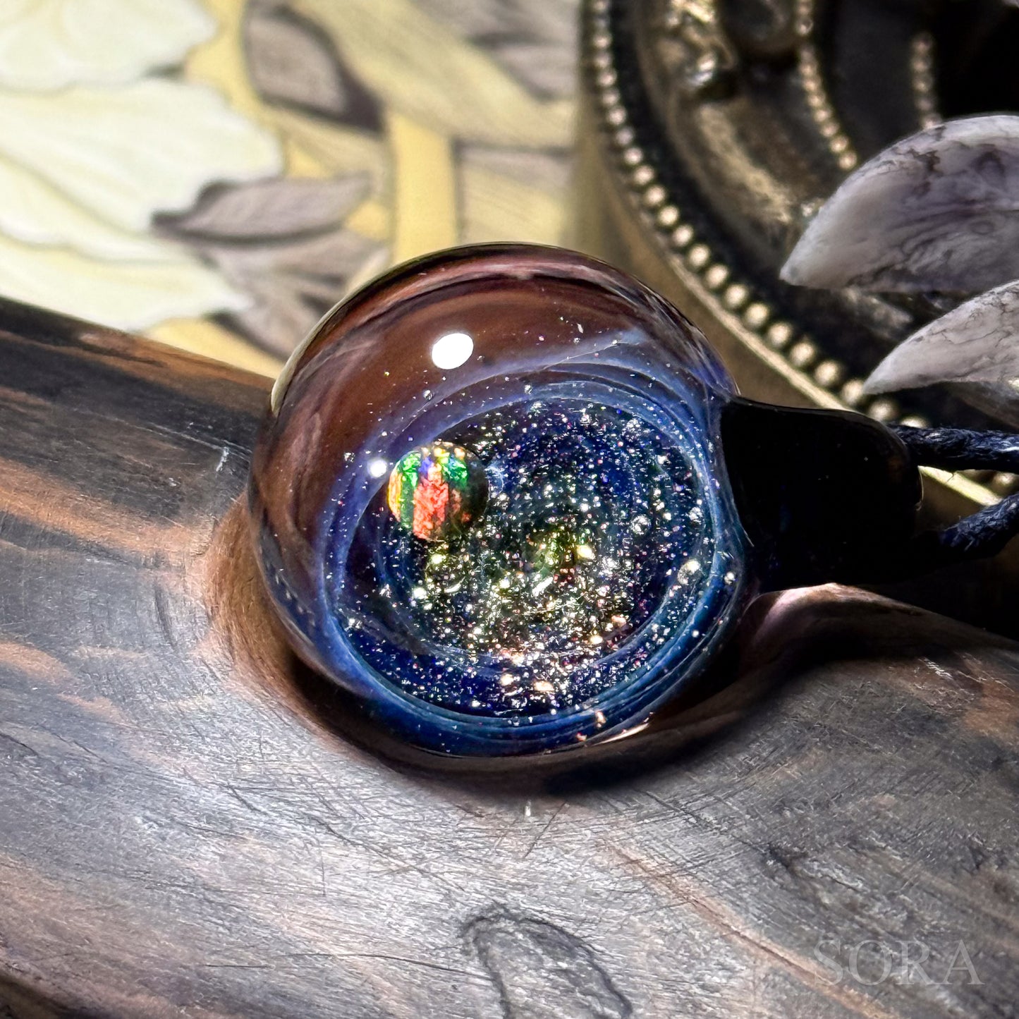 きらめきの宇宙ペンダント