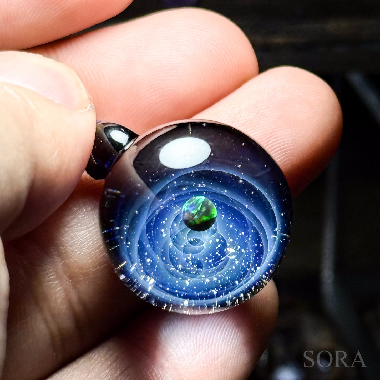 きらめきの宇宙ペンダント