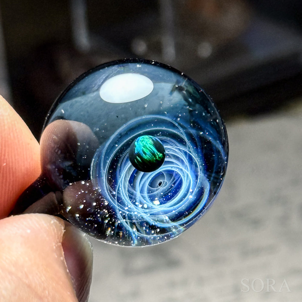 きらめきの宇宙ペンダント