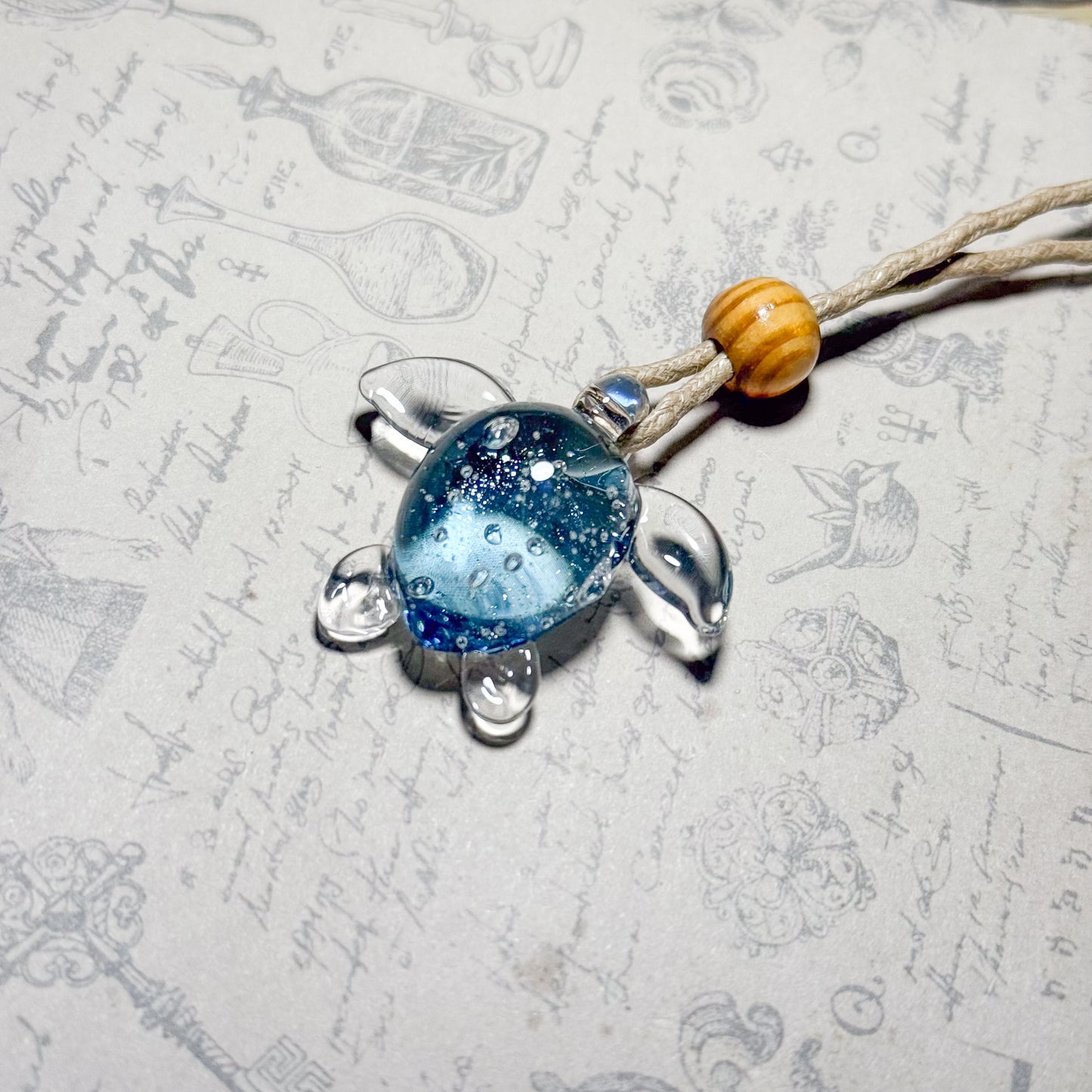 ウミガメのペンダント 水の輝き #4092