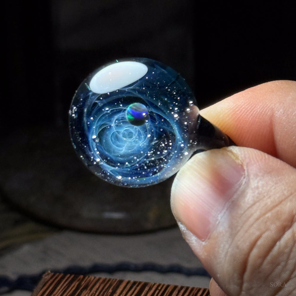 きらめきの宇宙ペンダント