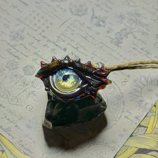 ドラゴンの目　ペンダント
