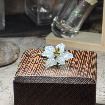 百合の片耳用ピアス