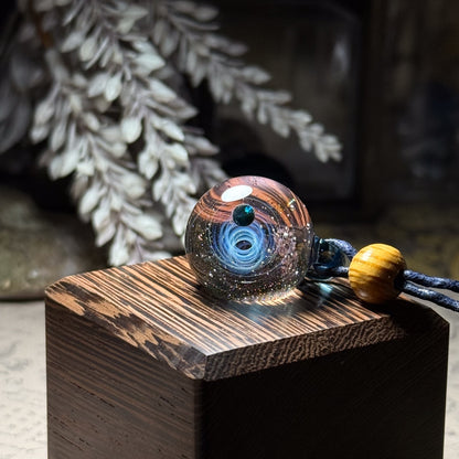 彩の宇宙ペンダント