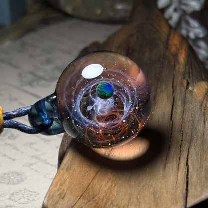 彩の宇宙ペンダント