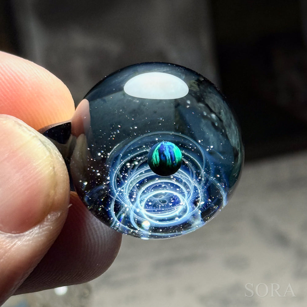 きらめきの宇宙ペンダント
