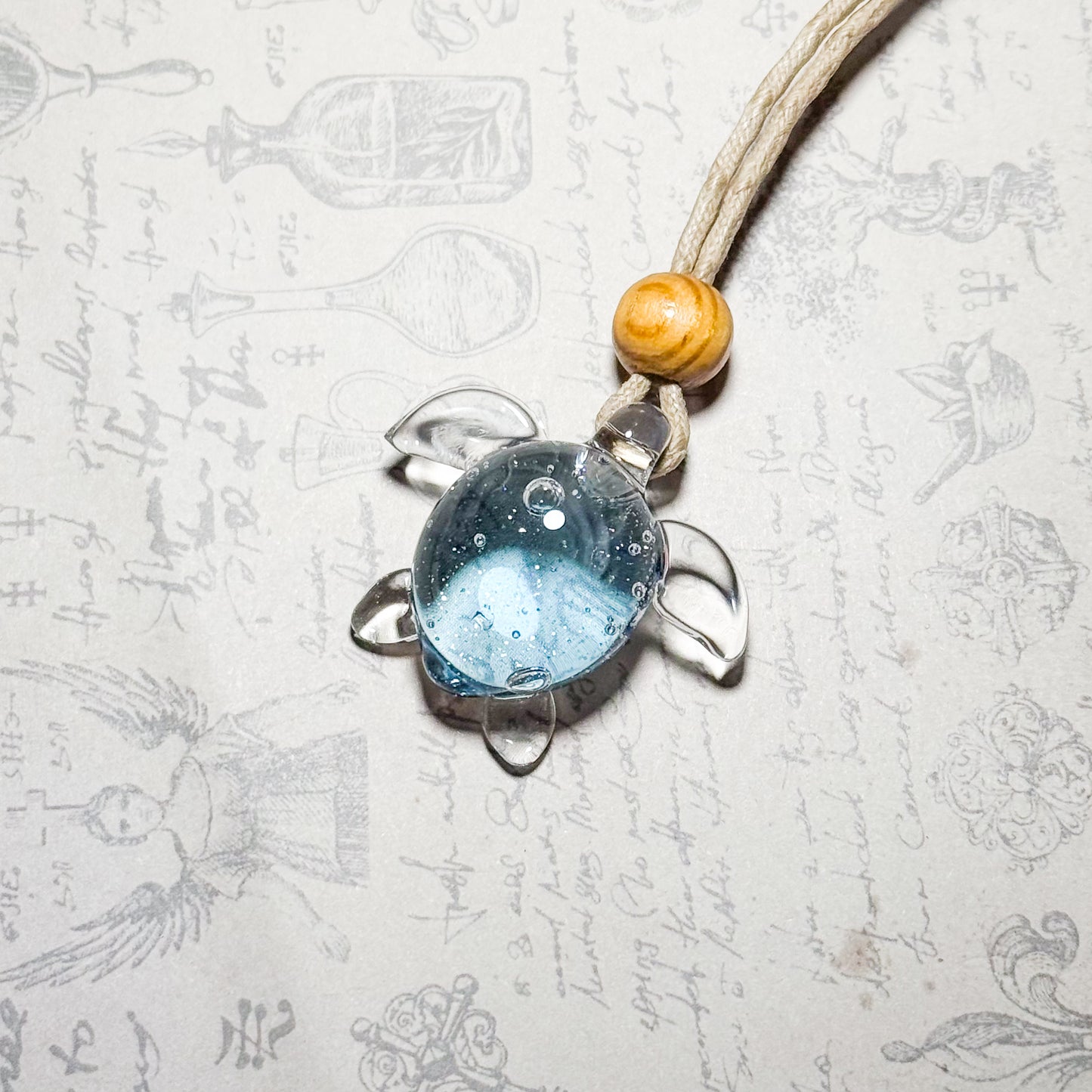 ウミガメのペンダント　水の輝き ＃4091