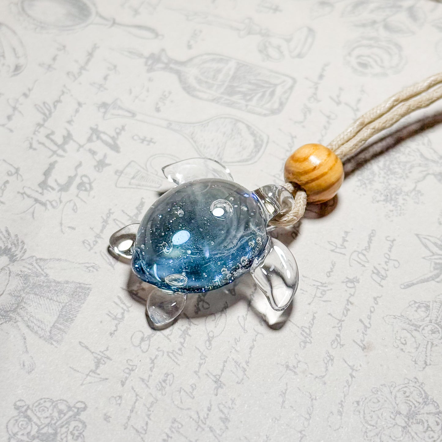 ウミガメのペンダント　水の輝き ＃4091